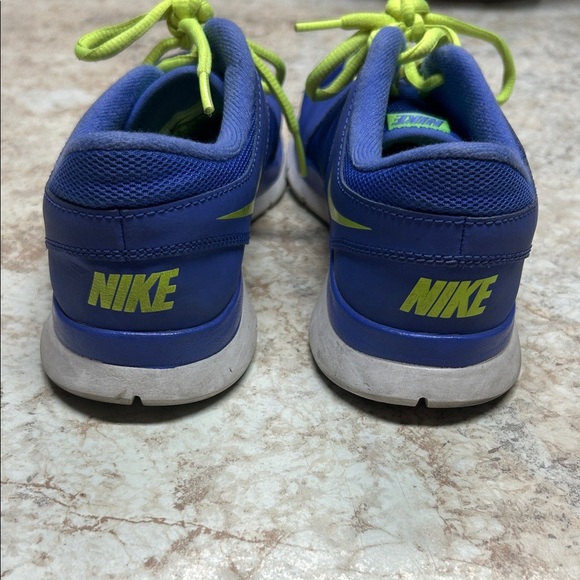 Nike Blue and Lime Sneakers - Picture 2 of 3